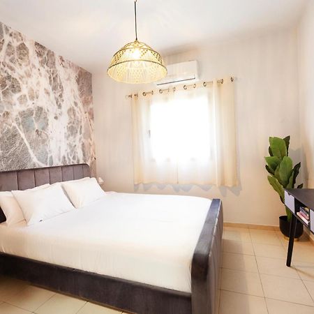 Almogim Suites Eilat Hotel (Adults Only) 외부 사진