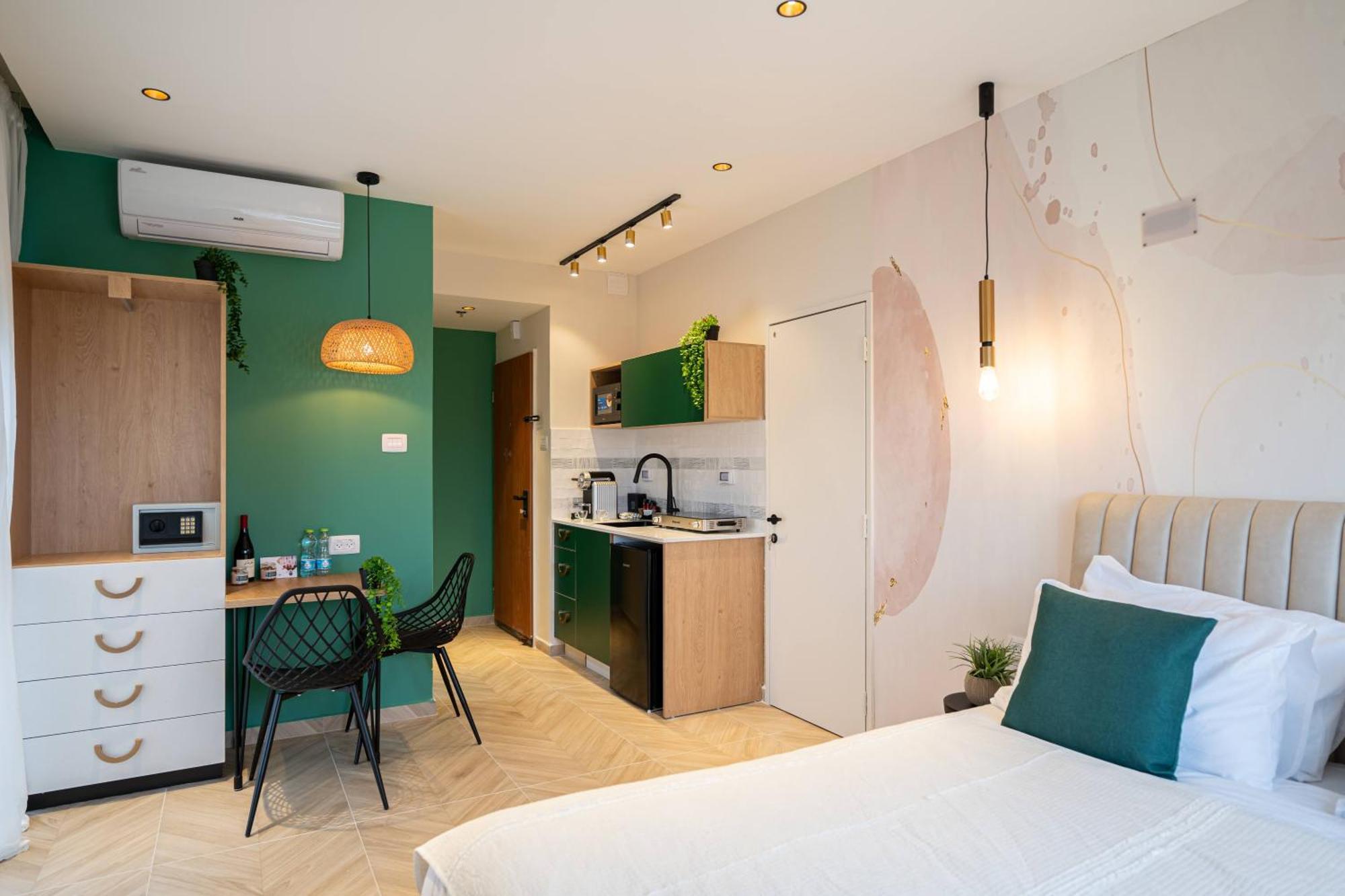 Almogim Suites Eilat Hotel (Adults Only) 외부 사진